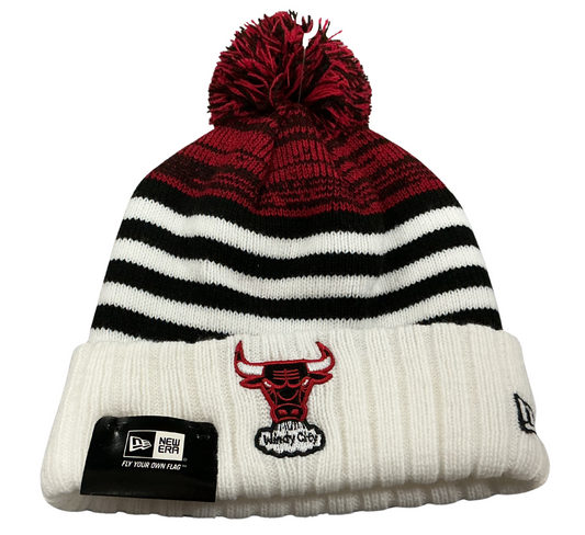 New Era Snowfall Stripe NBA Chicago Bulls Beanie w/ Pom